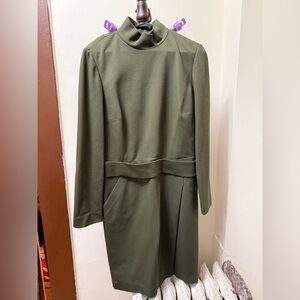 Carlisle Green long sleeves dress